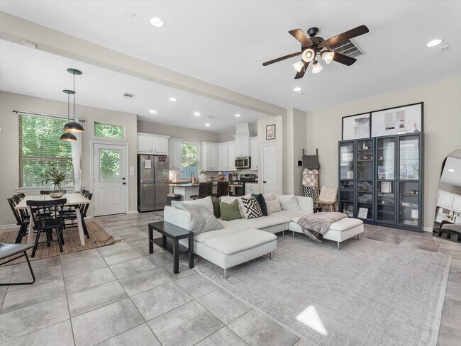 Building Photo - 18535 Triana Bend Ln