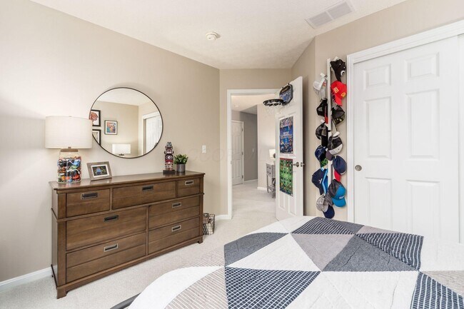 Building Photo - 9550 Mission Dr