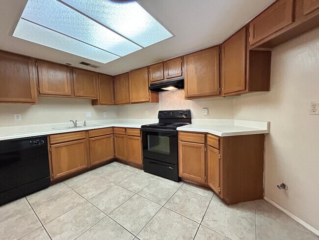 Building Photo - 4219 W Calavar Rd