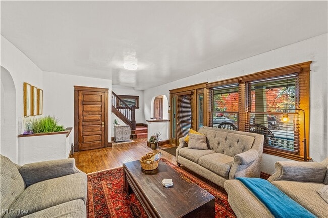 Building Photo - 19 4th