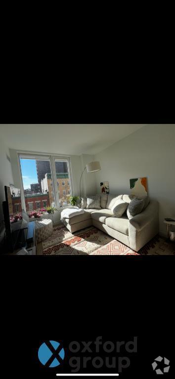 Building Photo - 1 bedroom in Queens NY 11102
