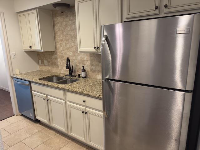 Building Photo - 1407 W 39th 1/2 St