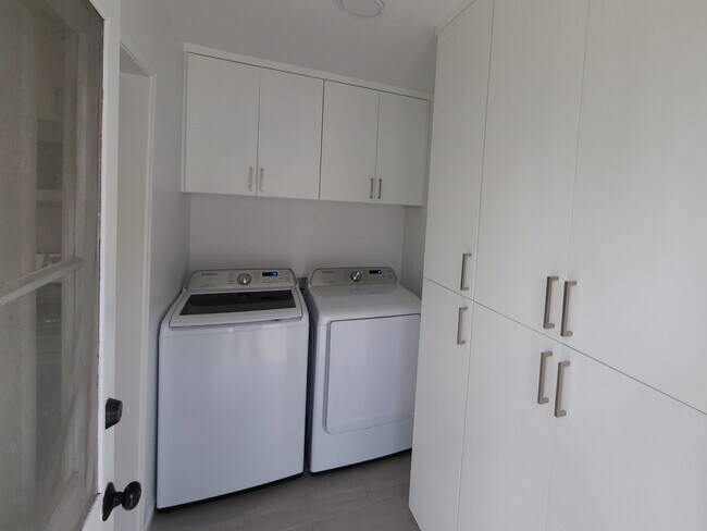 Laundry Room from Backdoor - 8377 Dunbarton Ave