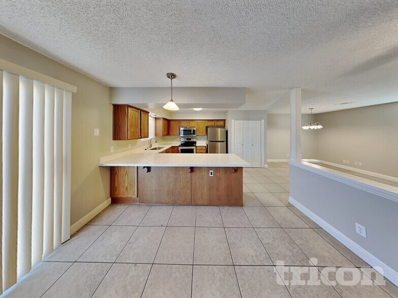 Building Photo - 271 Princess Ann Ct