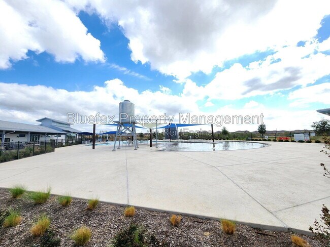 Building Photo - 13907 Sickle Rdg