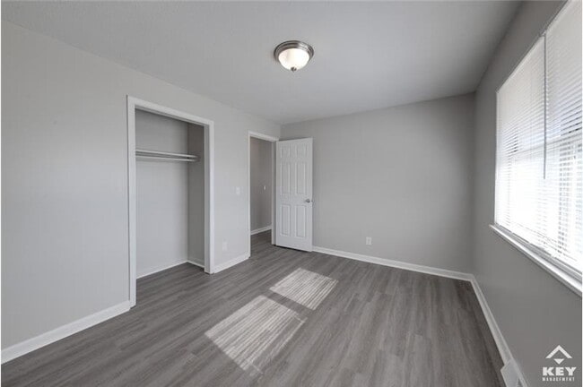 Building Photo - 2975 Salina Ct