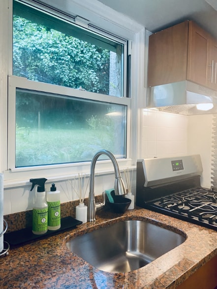 Building Photo - 28 Kenilworth Rd