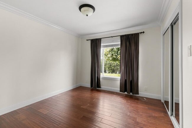 Building Photo - 1824 Black Mountain Rd