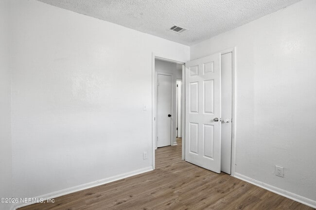 Building Photo - 2154 Placeda St