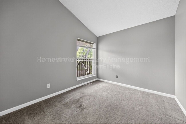 Building Photo - 2455 Buttonwood Ct