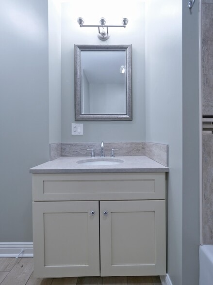 Building Photo - 3156 N Central Park Ave