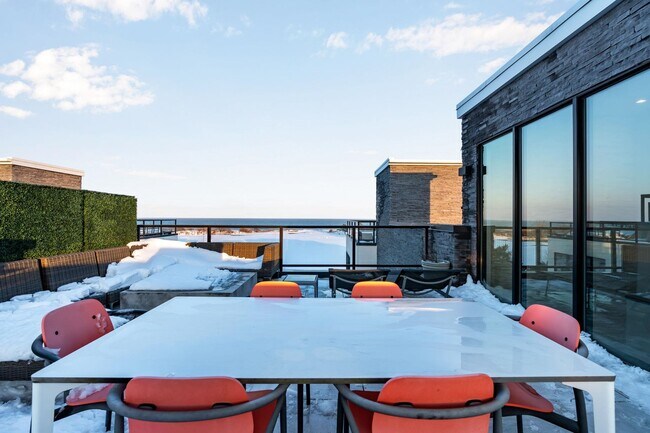 Building Photo - 200 Ocean Ave N