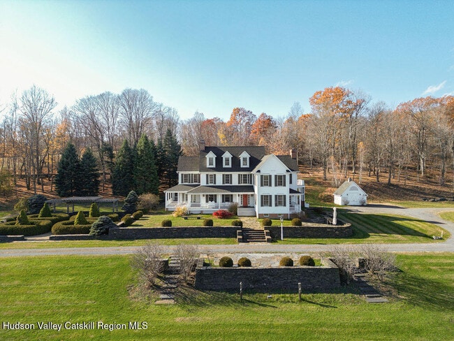 Building Photo - 136 Tory Hill Farm Rd