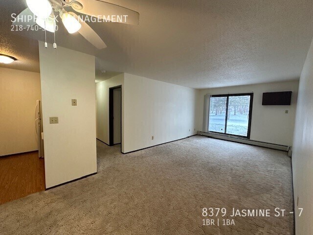 Building Photo - 8379 Jasmine St