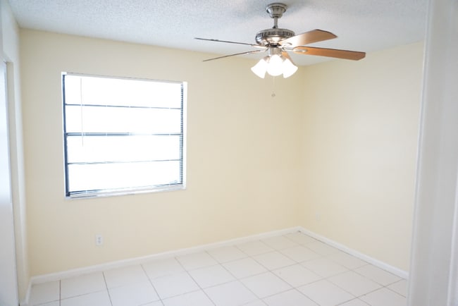 Building Photo - 8745 Satalite Terrace