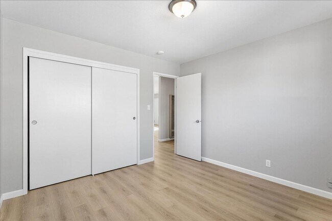 Building Photo - 1332 High St