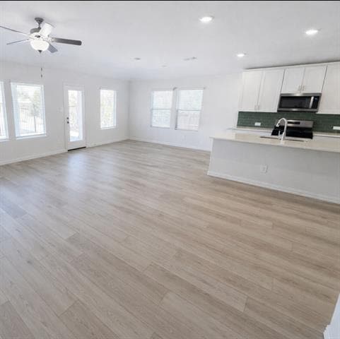 Building Photo - 714 Leavenworth Dr