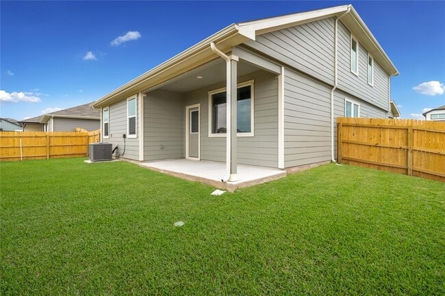 Building Photo - 128 Palo Pinto Dr