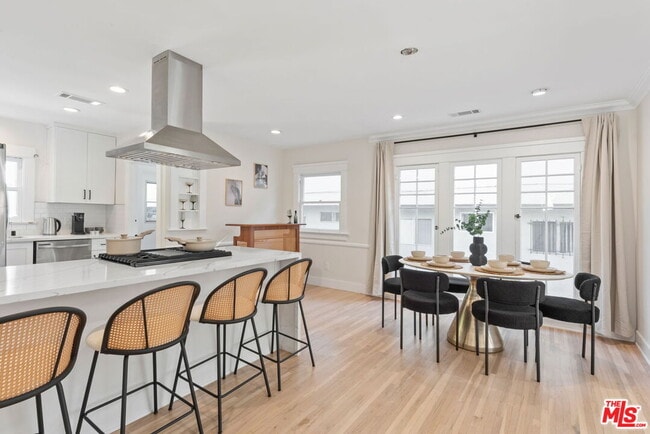 Building Photo - 1224 N Ogden Dr