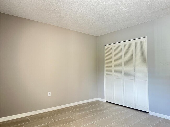 Building Photo - 6191 Timberlake Dr