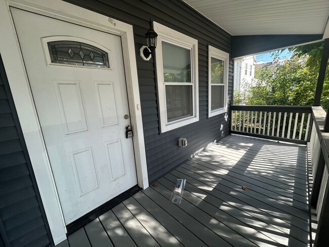 Building Photo - Huge, Newly Renovated House in Asbury Park!