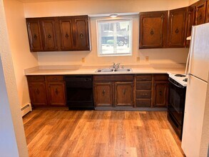 Building Photo - 1916 Beaver Pl