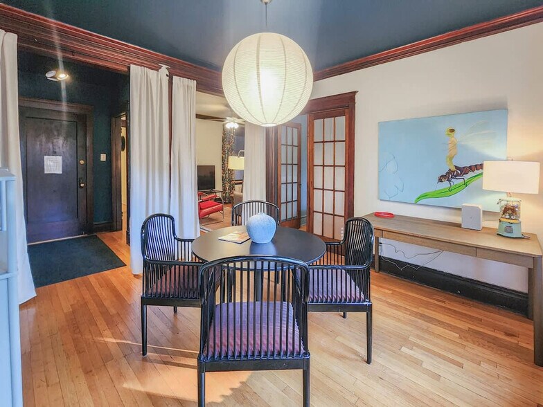 Building Photo - 3759 N Wayne Ave