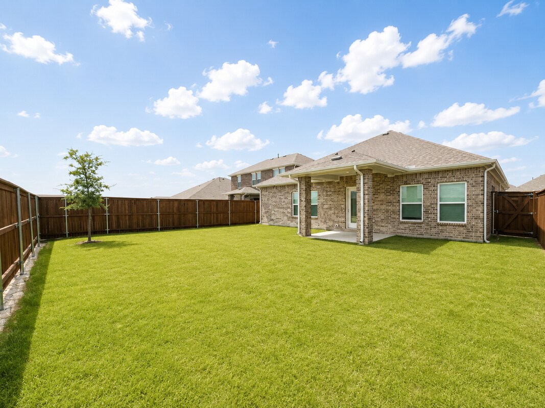 Building Photo - 631 Cari Ln