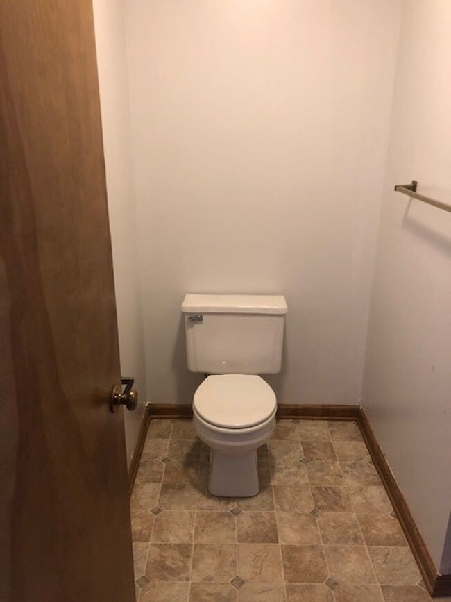 Building Photo - COMING SOON in Sheraton Village