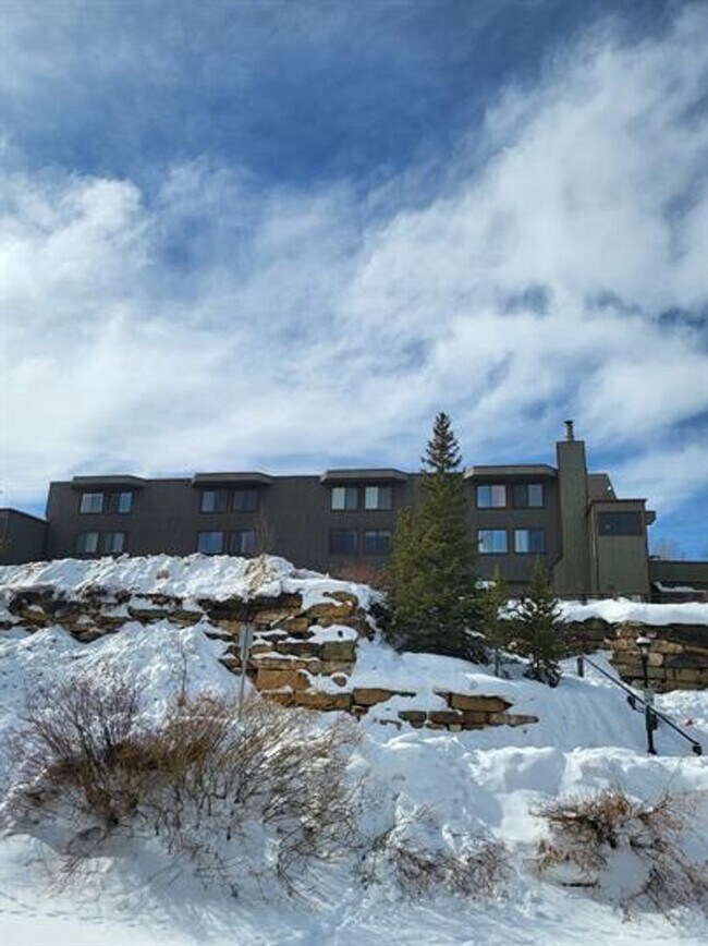 Building Photo - In town Breckenridge Studio!  Heat and Electric included!  Between town and the lifts!  Available...