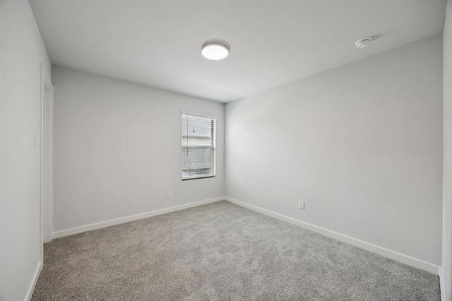 Building Photo - 737 Poppy Ln