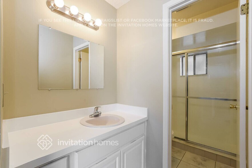 Building Photo - 343 Kantor Blvd