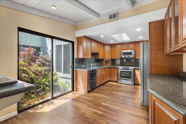 Building Photo - 229 Brighton Ct