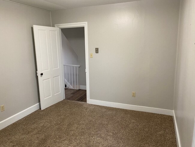 Building Photo - Coming soon! 4 Bedroom Farmhouse for Rent ...