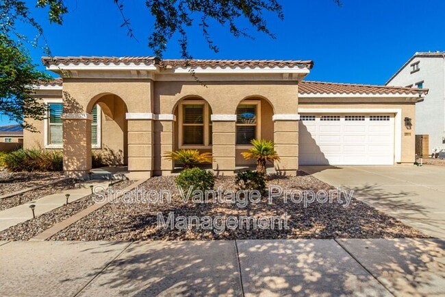 Building Photo - 21004 E Sunset Dr