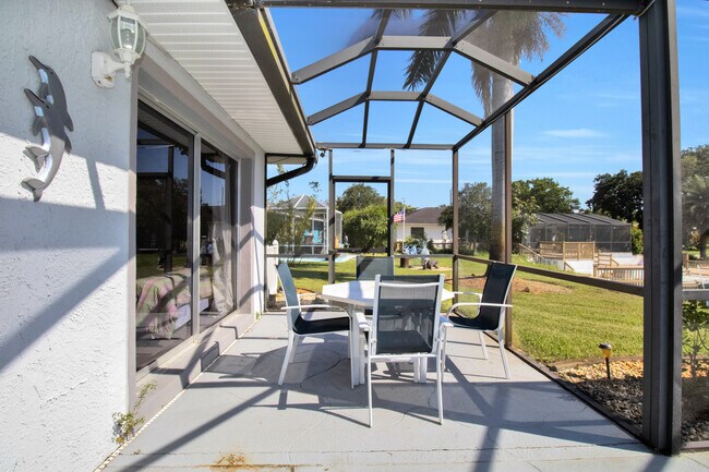 Building Photo - 4274 Gillot Blvd