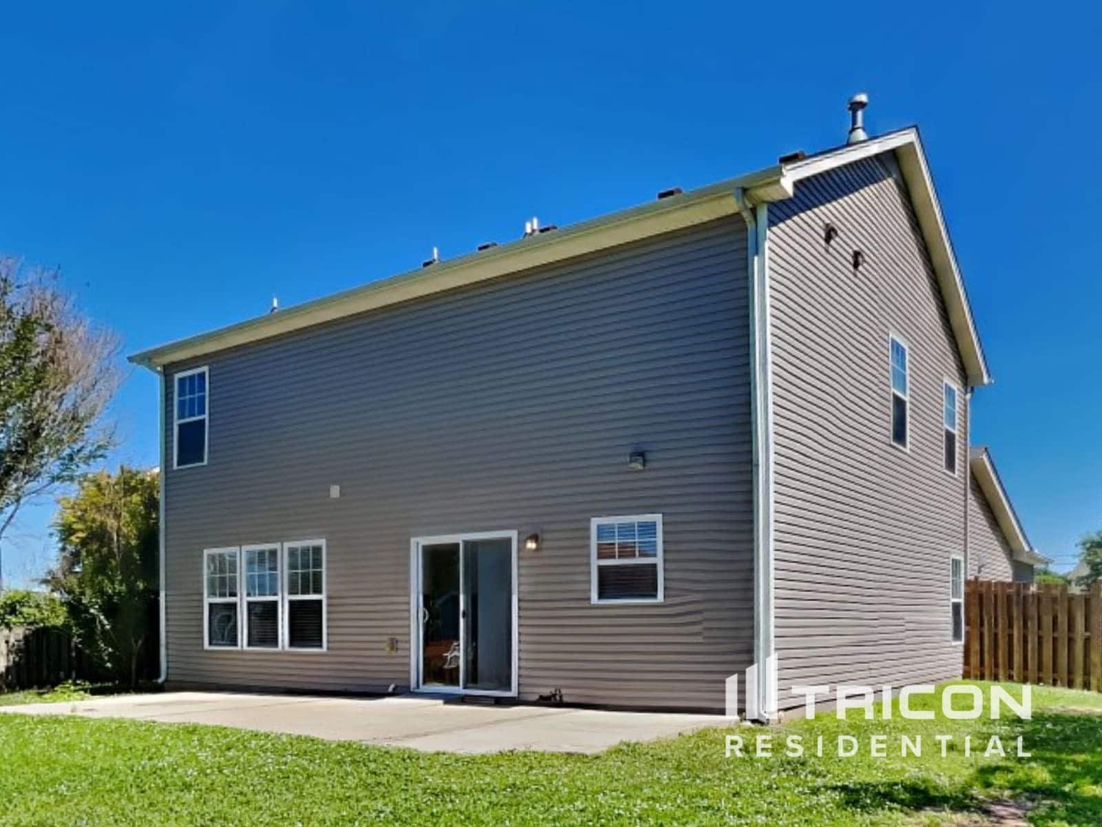 Building Photo - 908 Grand Oak Dr