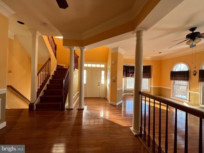 Building Photo - 201 Blaze Climber Way