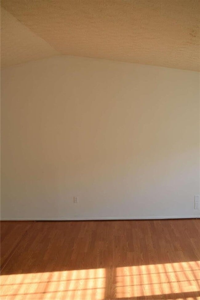 Building Photo - 2805 Pine Meadow Dr