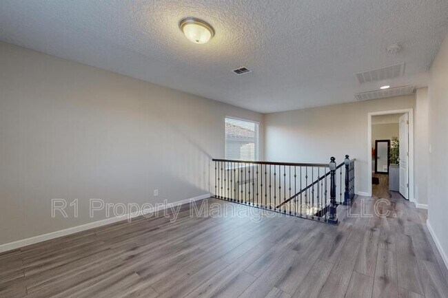 Building Photo - 8812 Jet Stream Rd NW