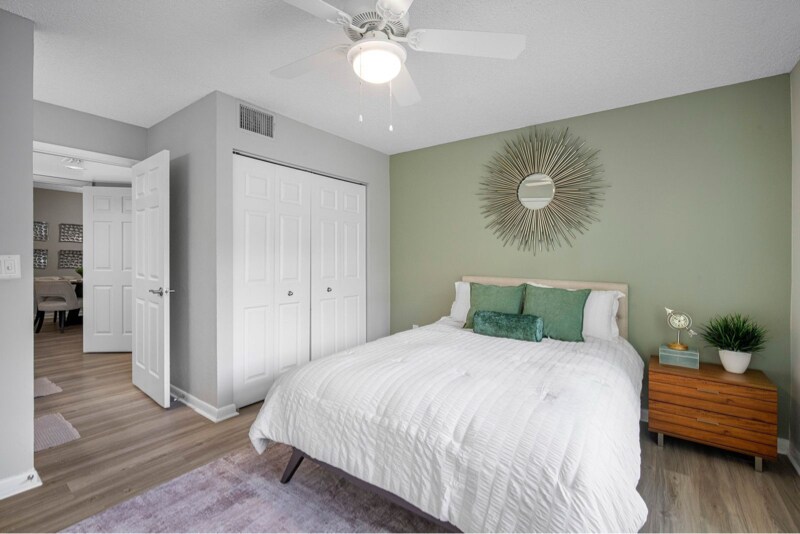 Building Photo - 2133 Polo Gardens Dr