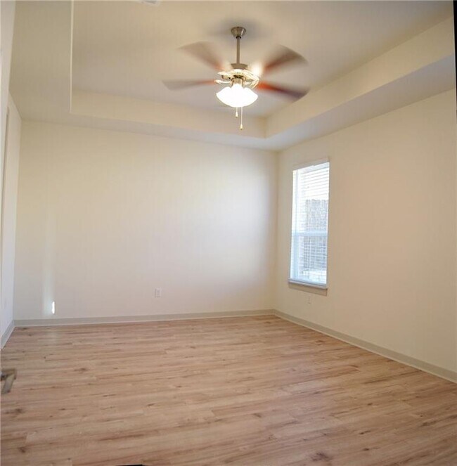 Building Photo - 640 Peace Pipe Way