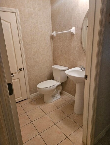 Building Photo - 13050 Tigers Eye Dr