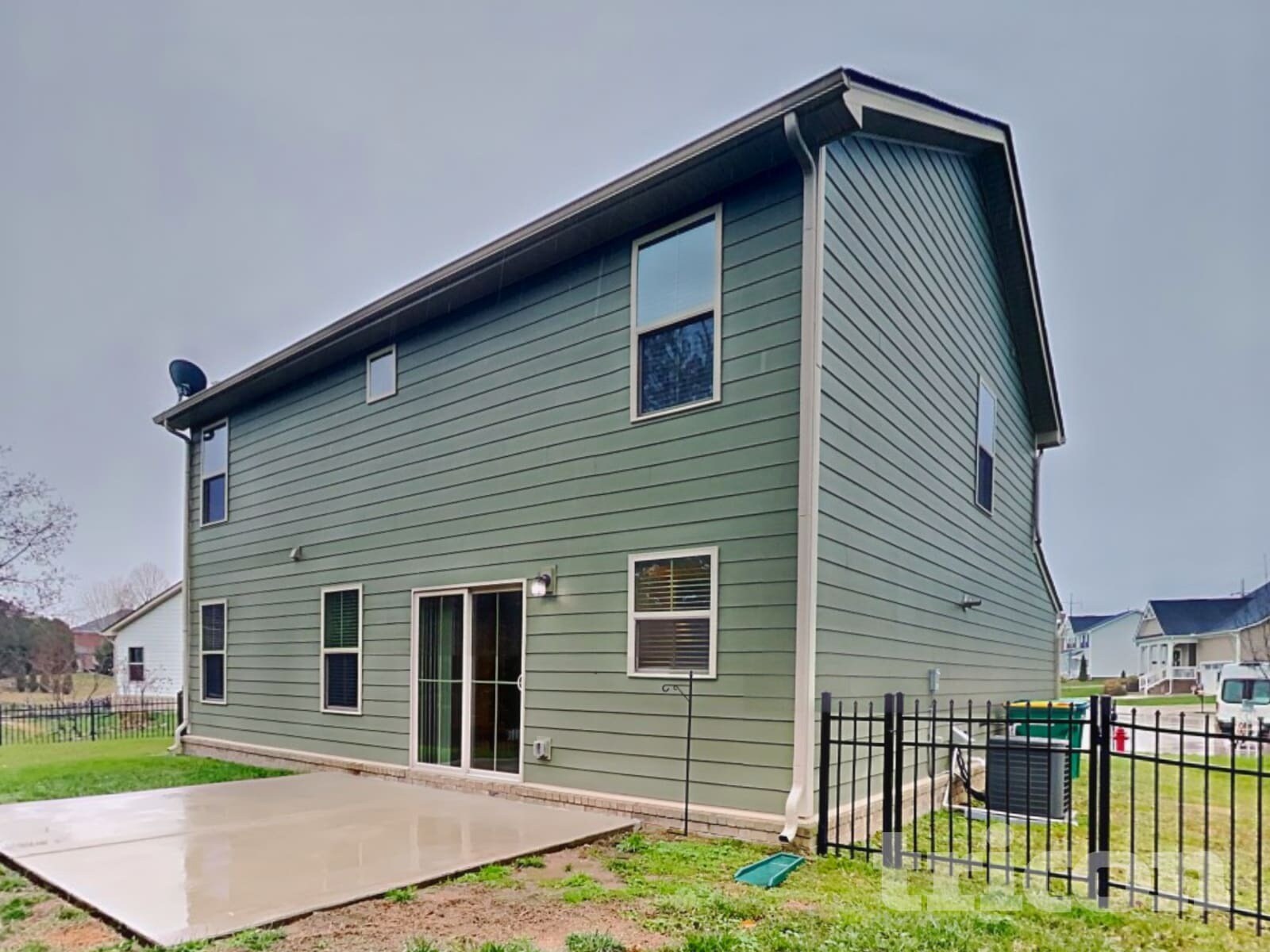 Building Photo - 306 Heroit Ct