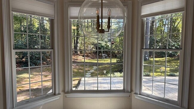 Building Photo - 80 Preswick Park Dr