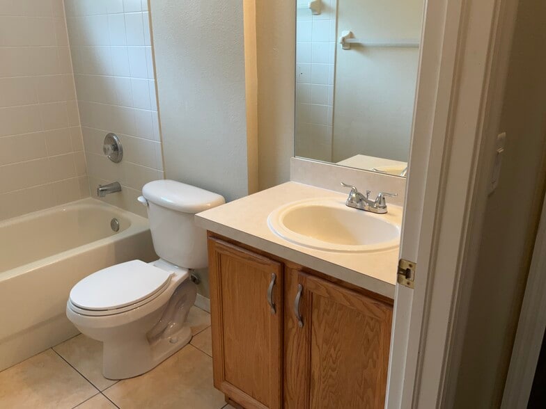 Building Photo - 19053 Tilobe Loop