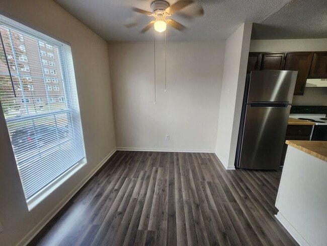 Primary Photo - 2 Bedroom Upper Apartment - Water & Sewage...