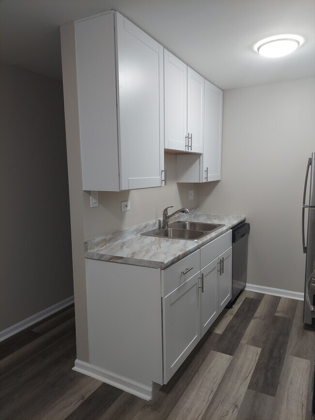 Building Photo - 860 Winesap Ct