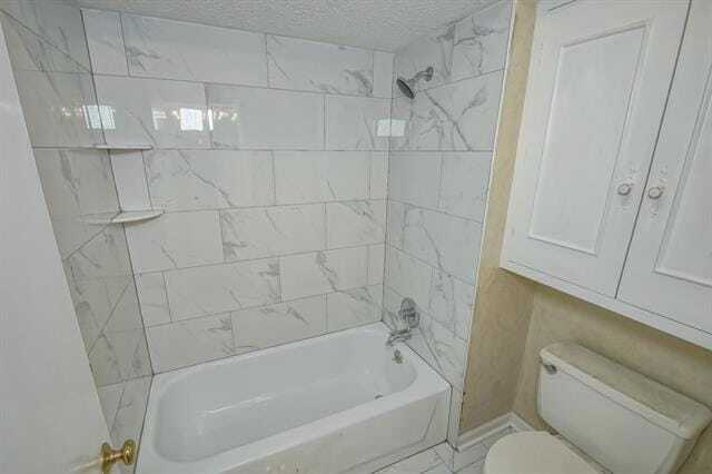 Building Photo - 31 Antigua Dr