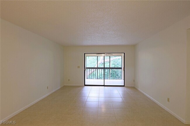 Building Photo - 6120 Whiskey Creek Dr